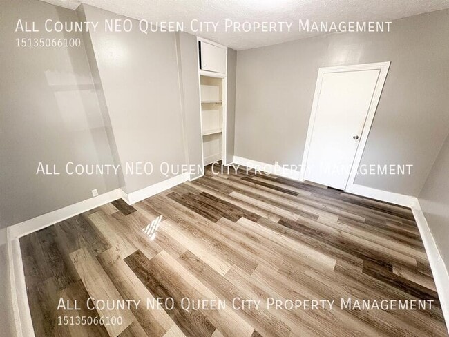 Building Photo - 212 Nassau St