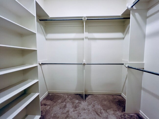 Building Photo - 9804 Avenue U