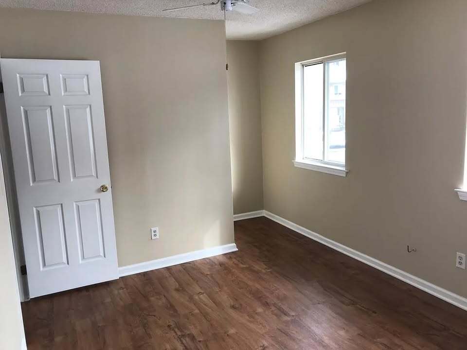 Building Photo - 104 Cavalry Ct