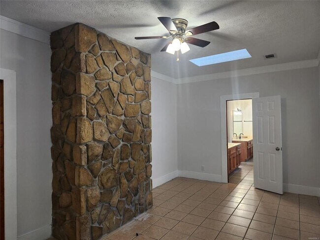 Building Photo - 1174 Old Prattville Rd