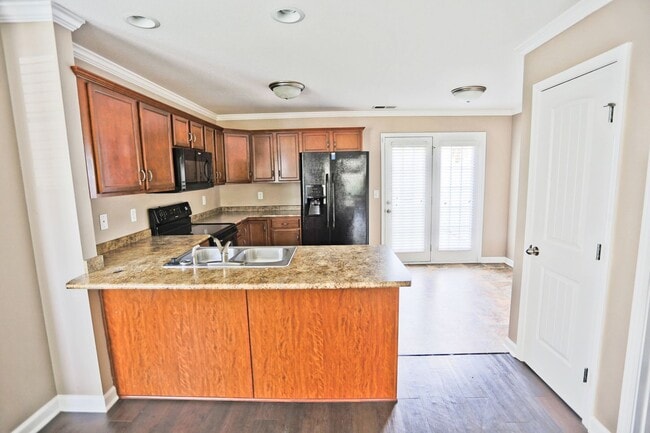Building Photo - 315 Sam Houston Cir