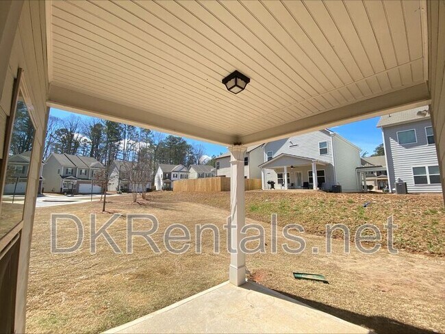 Building Photo - 135 Bryon Ln