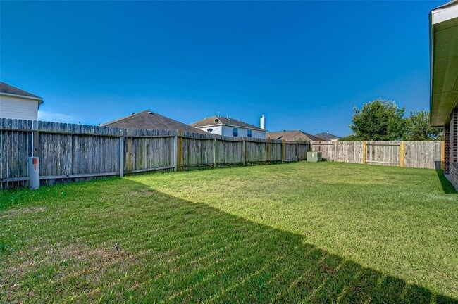 Building Photo - 8731 Sunny Gallop Dr