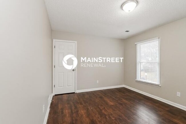 Building Photo - 4 Bedroom Pet-Friendly Home in CORDOVA, TN with Main Street Renewal