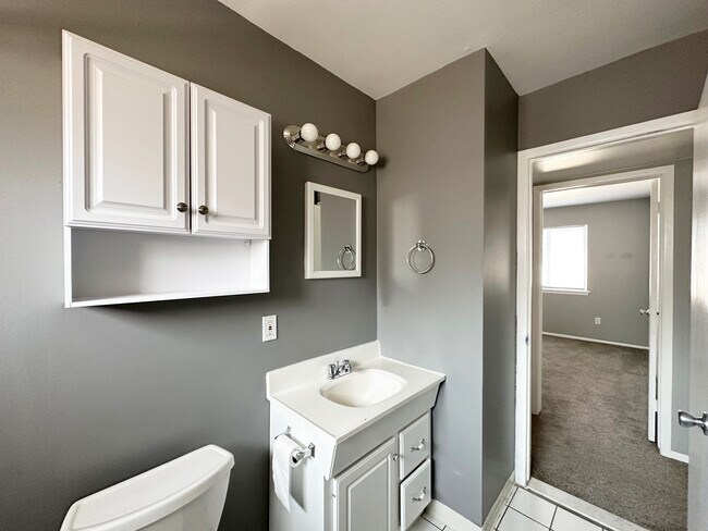Building Photo - 30486 Townley St