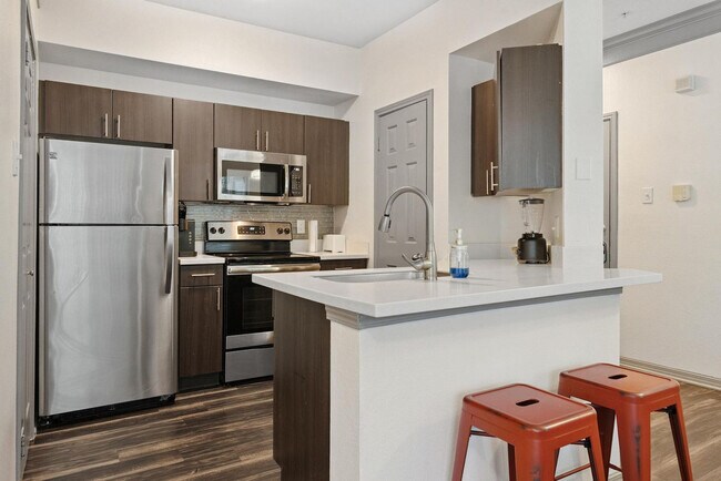 Building Photo - 12100 Metric Blvd