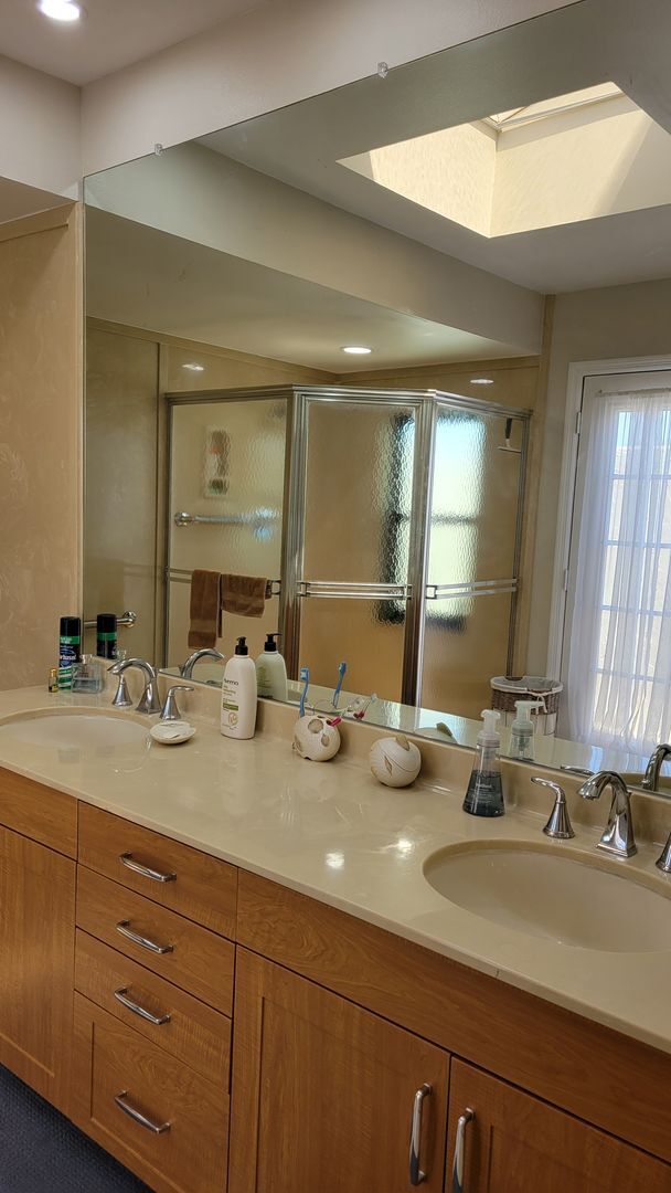 Building Photo - Seasonal/short term renovated 3/3 villa with golf course views on Longboat Key!