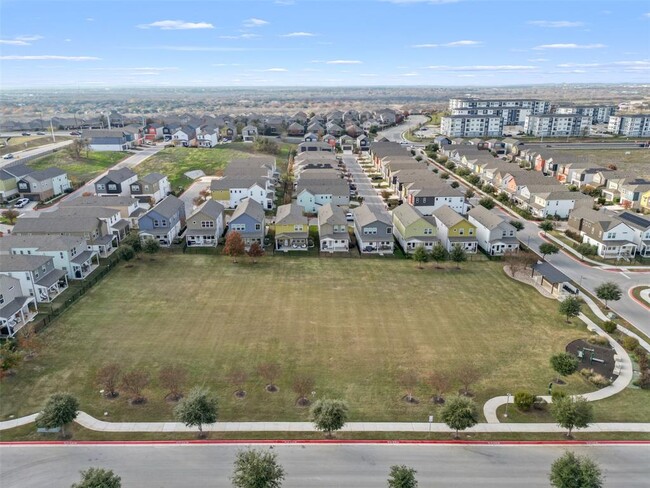 Building Photo - 7509 Grand Linden Wy