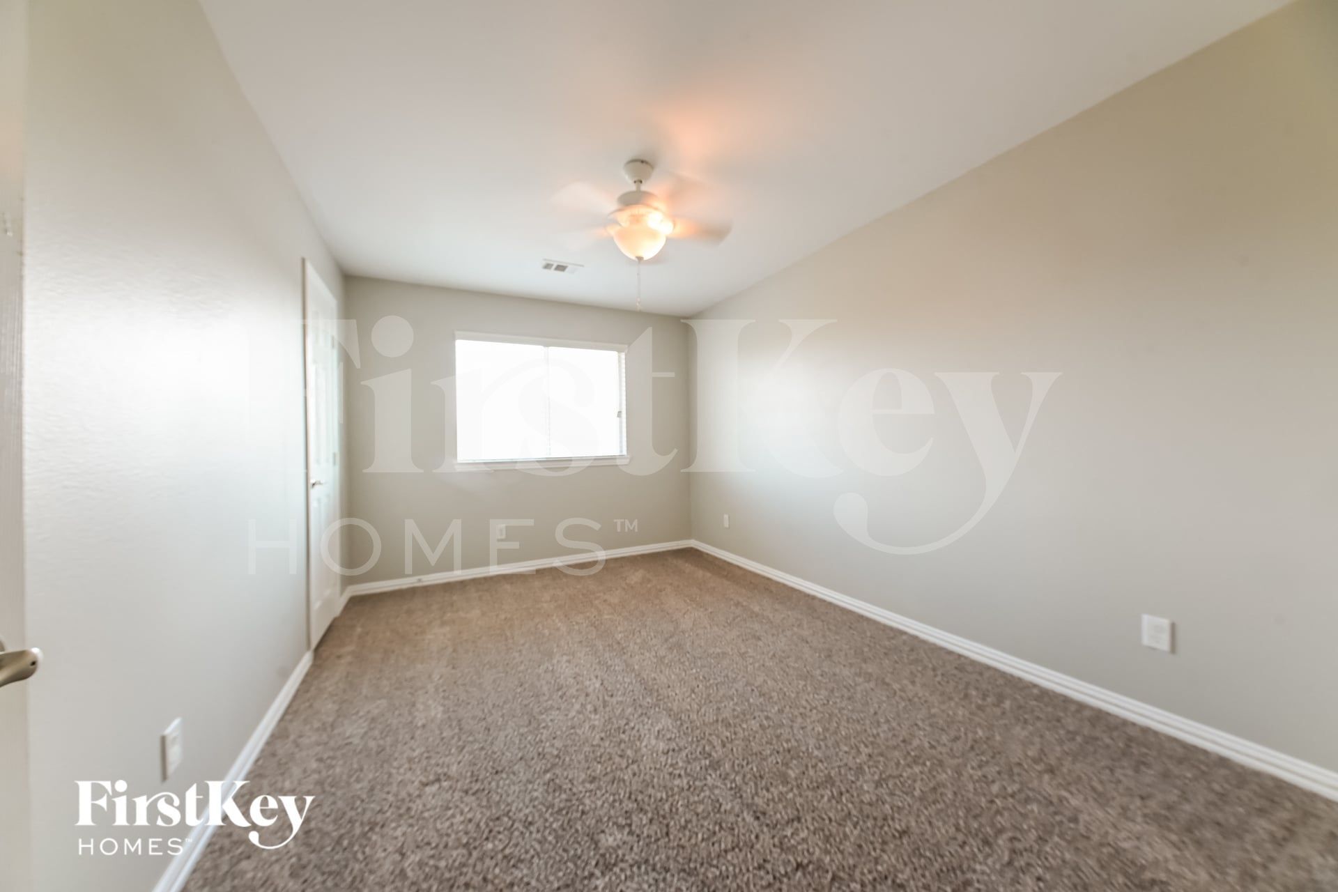 Building Photo - 3108 Silver Creek Dr