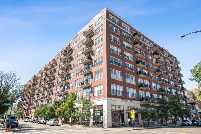 Building Photo - 6 S Laflin St