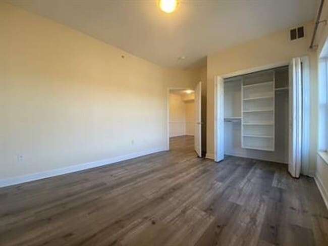 Building Photo - One Bedroom Condo Colchester Vt