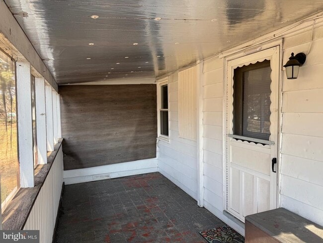 Building Photo - 77 Quarry Rd