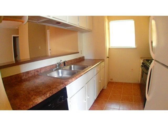 Building Photo - 821 Sirocco Dr