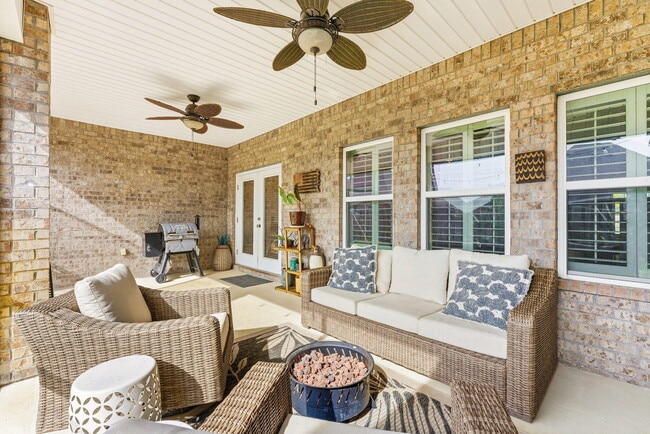 Building Photo - 374 Lilly Bell Ln