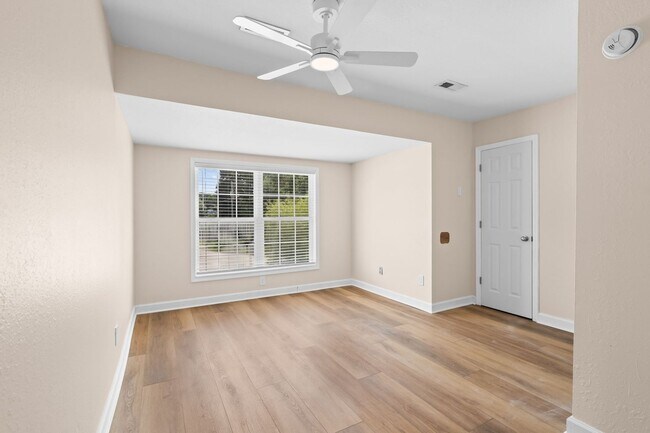 Building Photo - 4097 Mica Ave