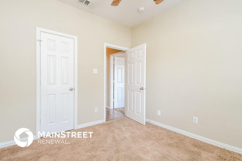 Building Photo - 288 Edison Ln