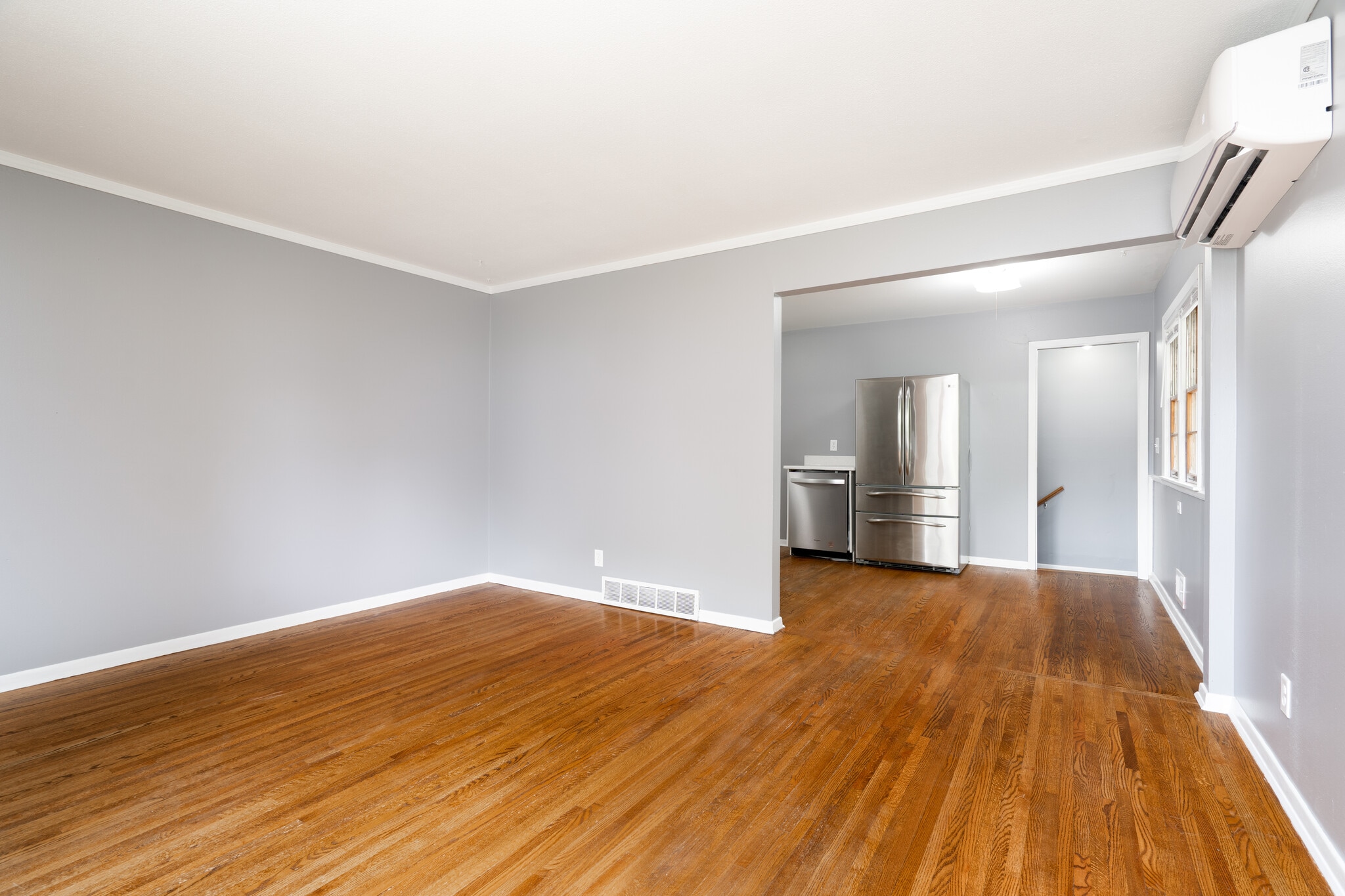 Living Room - 5312 Hiawatha Ln