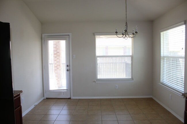Building Photo - 3 BEDROOMS, COMMUNITY POOL, BELTON ISD