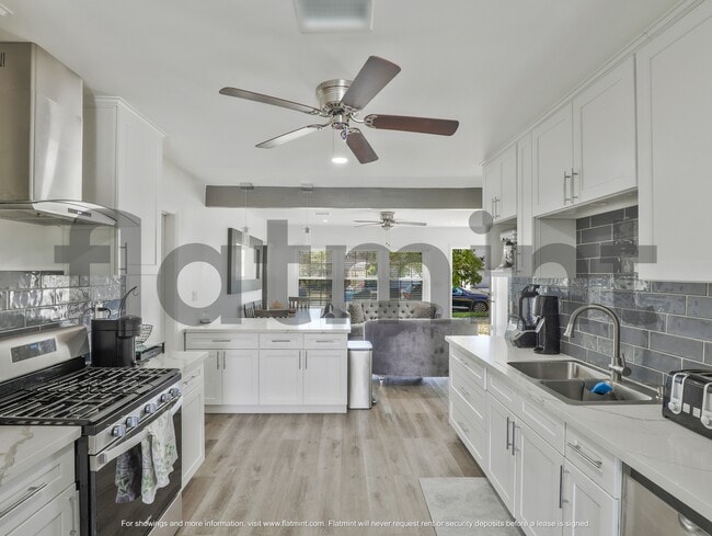 Building Photo - 3835 W 147th Pl