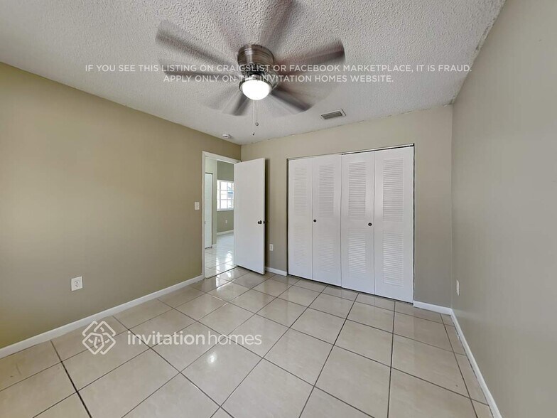 Building Photo - 12378 NW 98th Ave