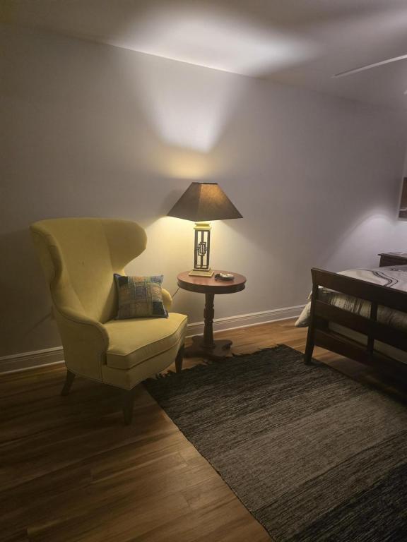 Building Photo - 4274 Calinda Ln