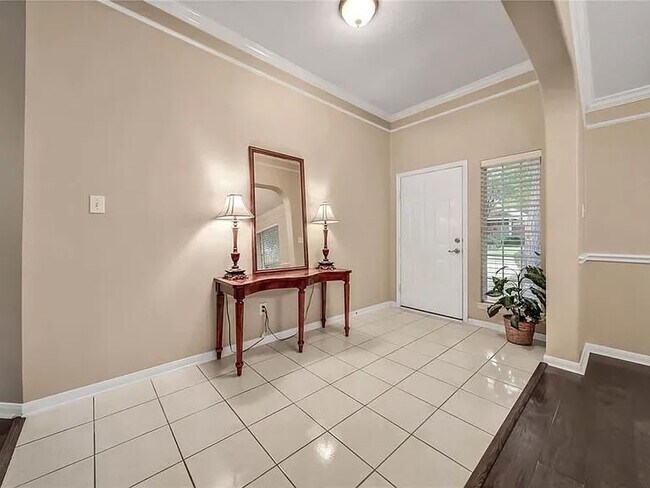 Building Photo - 15 Bayou Springs Ct