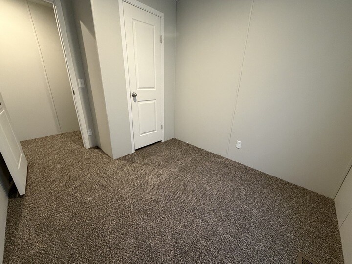 Building Photo - 38062 St Tropez Dr