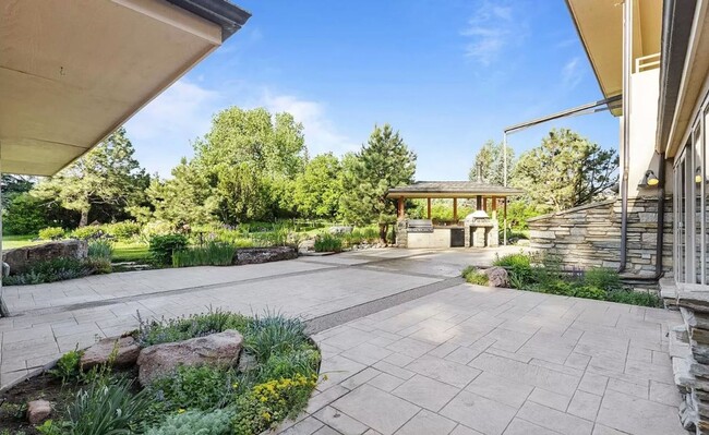 Building Photo - Boulder's Finest in Luxury living - 6 bedr...