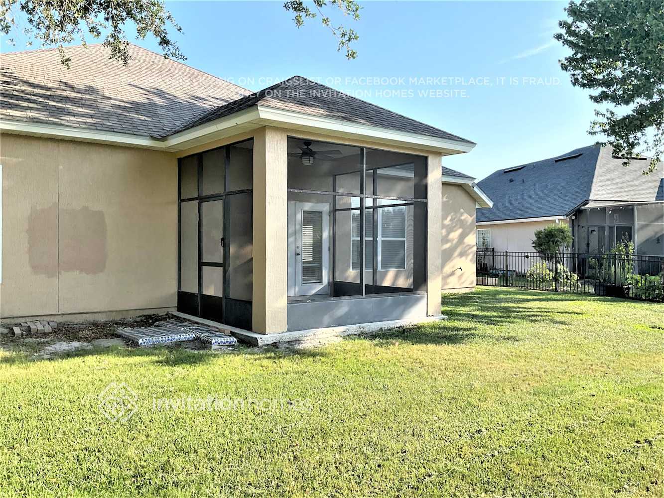 Building Photo - 706 Porta Rosa Circle