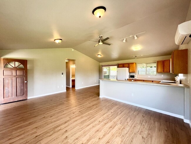 Building Photo - 73-1062 Loloa Dr