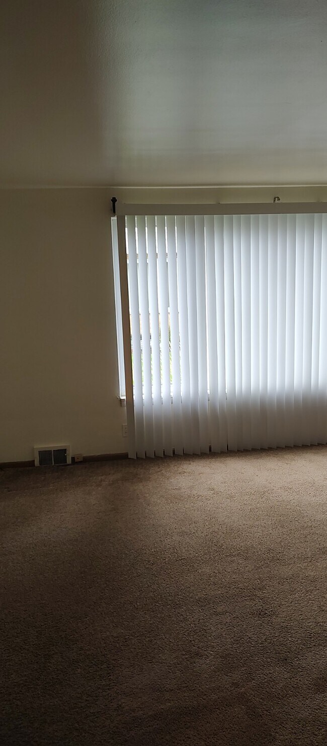 Building Photo - 20812 Littlestone Rd