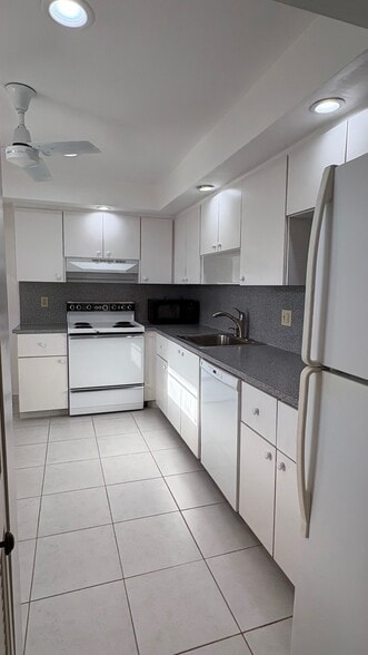 Building Photo - 6300 NW 2nd Ave