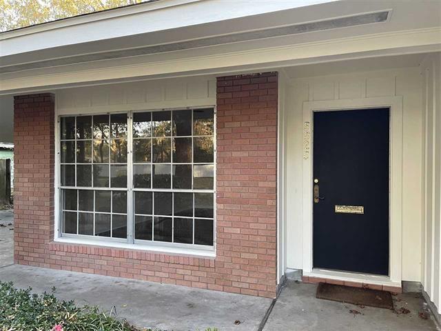 Building Photo - 5525 Hooks Ave