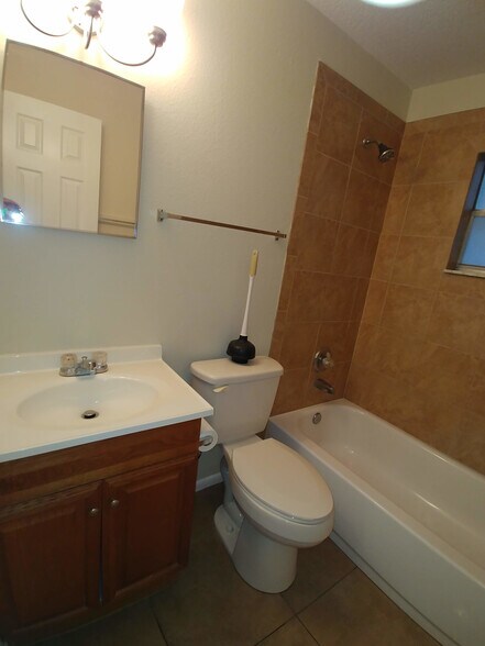 Building Photo - 4486 Co Rd 472