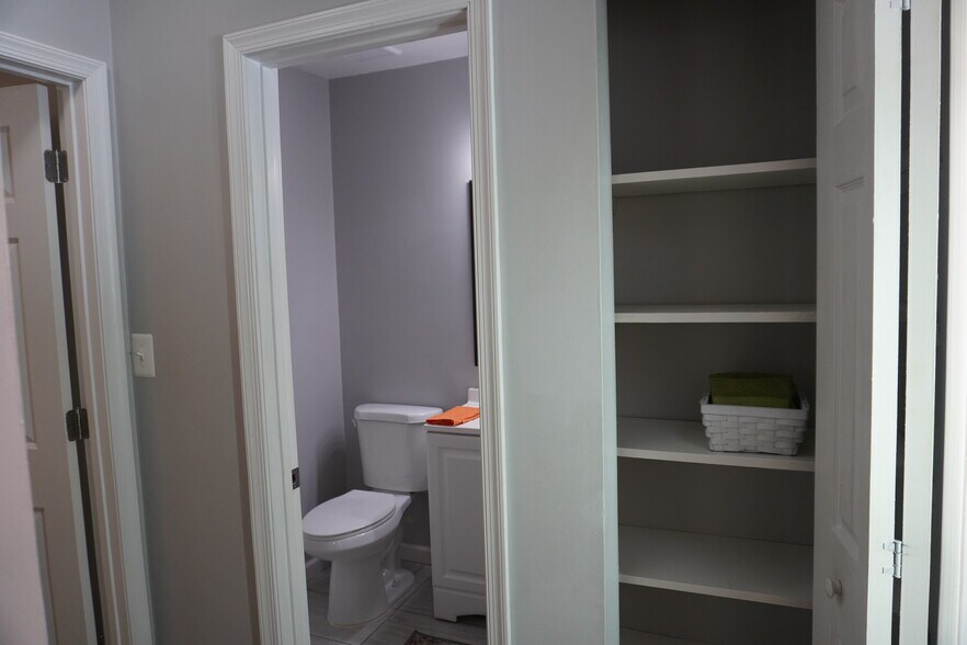 Building Photo - 25 Patricks Ct