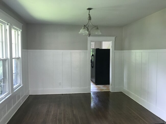 Building Photo - ***$1,000 Rent Credit with a signed lease ...