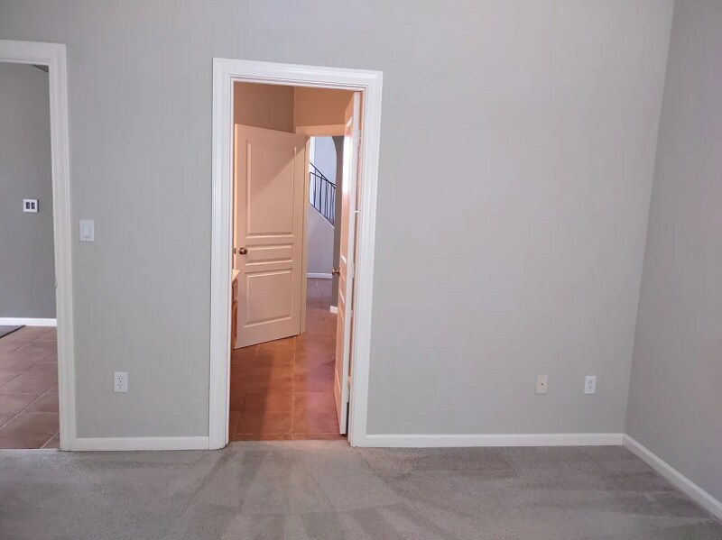 Building Photo - 5069 Wilmont Ct