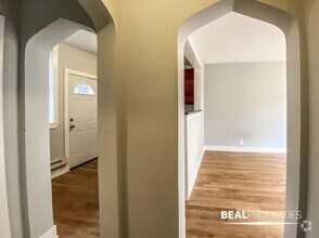 Building Photo - 0 bedroom in CHICAGO IL 60640