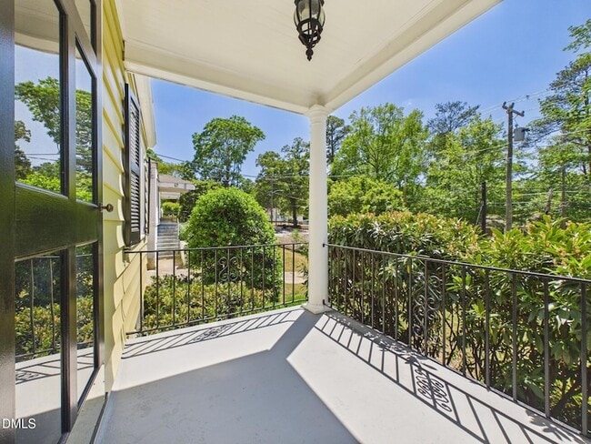 Building Photo - 2912 Oberlin Rd