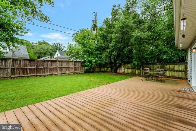 Building Photo - 6735 Williams Dr