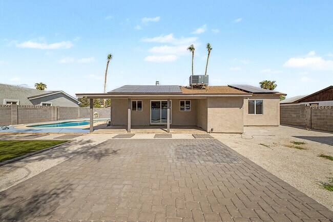 Building Photo - 13608 N 41st Pl