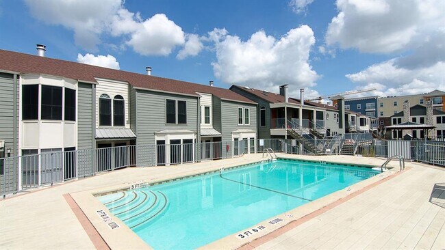 Building Photo - 2529 Rio Grande St
