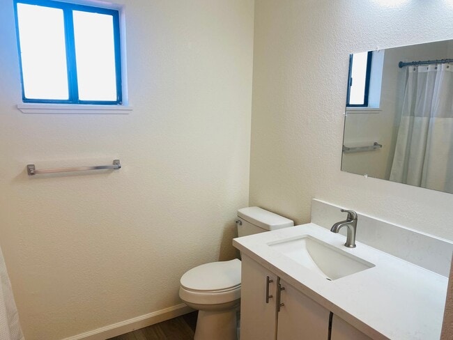 Building Photo - 433 Timothy Way