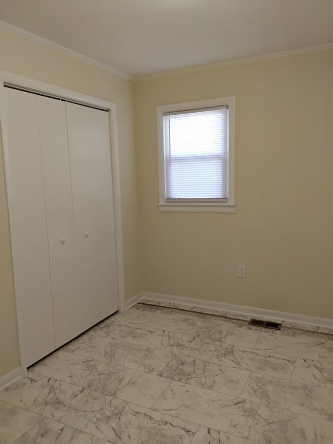 Building Photo - Cute duplex in Beaufort