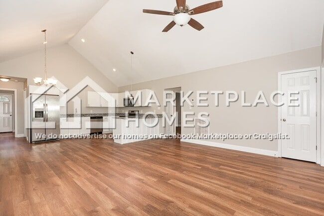 Building Photo - 404 N 13th St