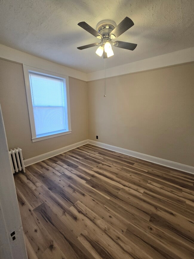 Building Photo - 46 Kelly Pky