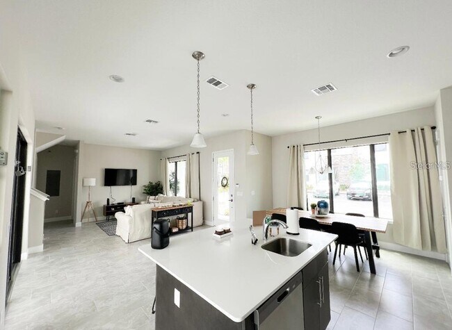 Building Photo - 175 Villa Domani Ct