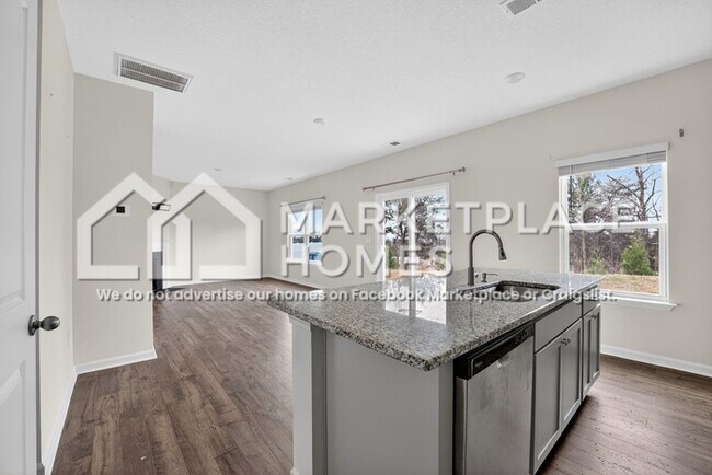 Building Photo - 12318 Hatmaker Ln