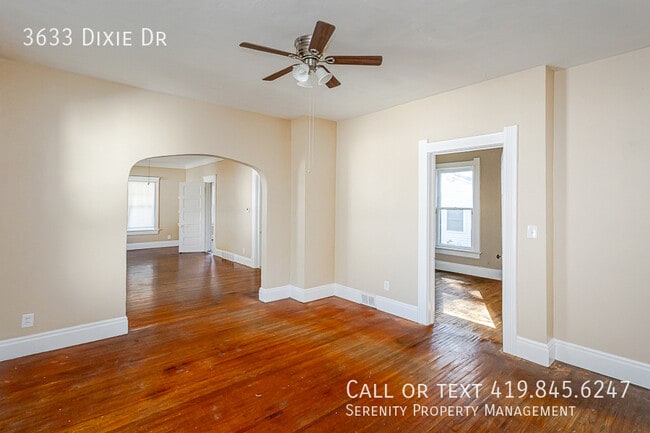 Building Photo - 3633 Dixie Dr