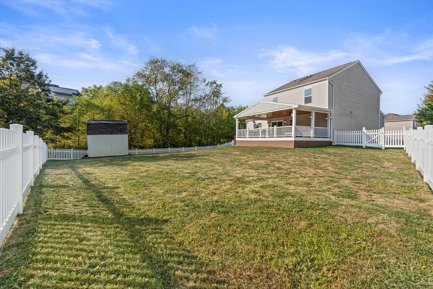 Building Photo - 111 Hermitage Ct